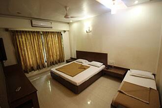Hotel Sai Sumeet, Shirdi 3
